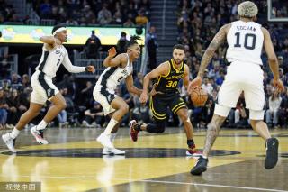 实的青训背 实的青训背