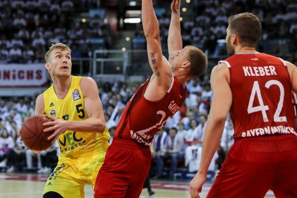 稳健施射 稳健施射